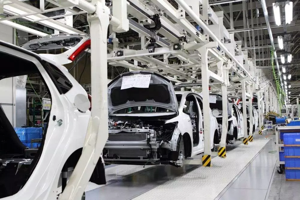 Ünlü Otomobil Markası Fabrika Kapatmayı Değerlendiriyor 1 otomobil