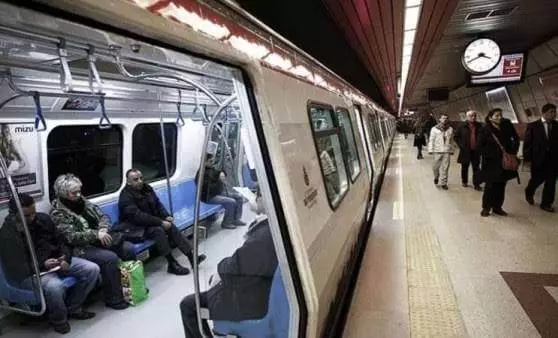 SON DAKİKA, İSTANBUL METRODA YANGIN PANİĞİ, İSTASYON KAPATILDI