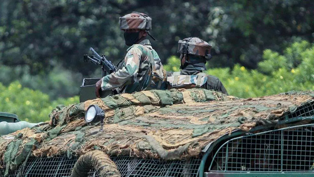 KEŞMİR’DE KANLI ÇATIŞMA: HANGİ ÜLKENİN ORDUSU DAHA GÜÇLÜ? 2 hindistan army ap 1607873