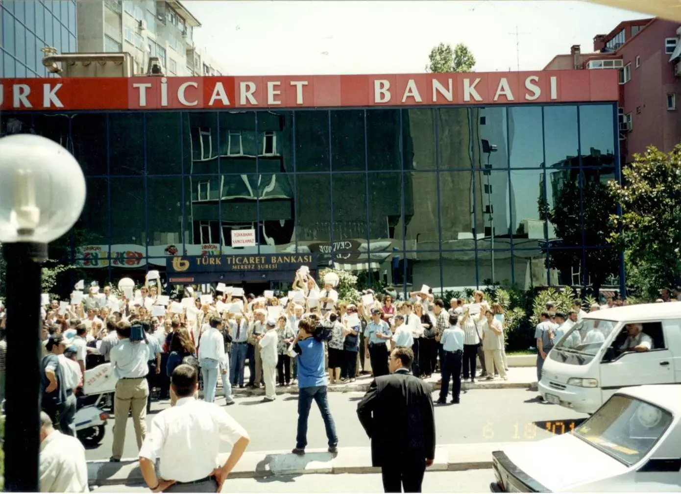 TÜRK TİCARET BANKASI 112 YIL SONRA YENİDEN SAHNEDE: İHRACATÇININ YENİ ÇÖZÜM ORTAĞI
